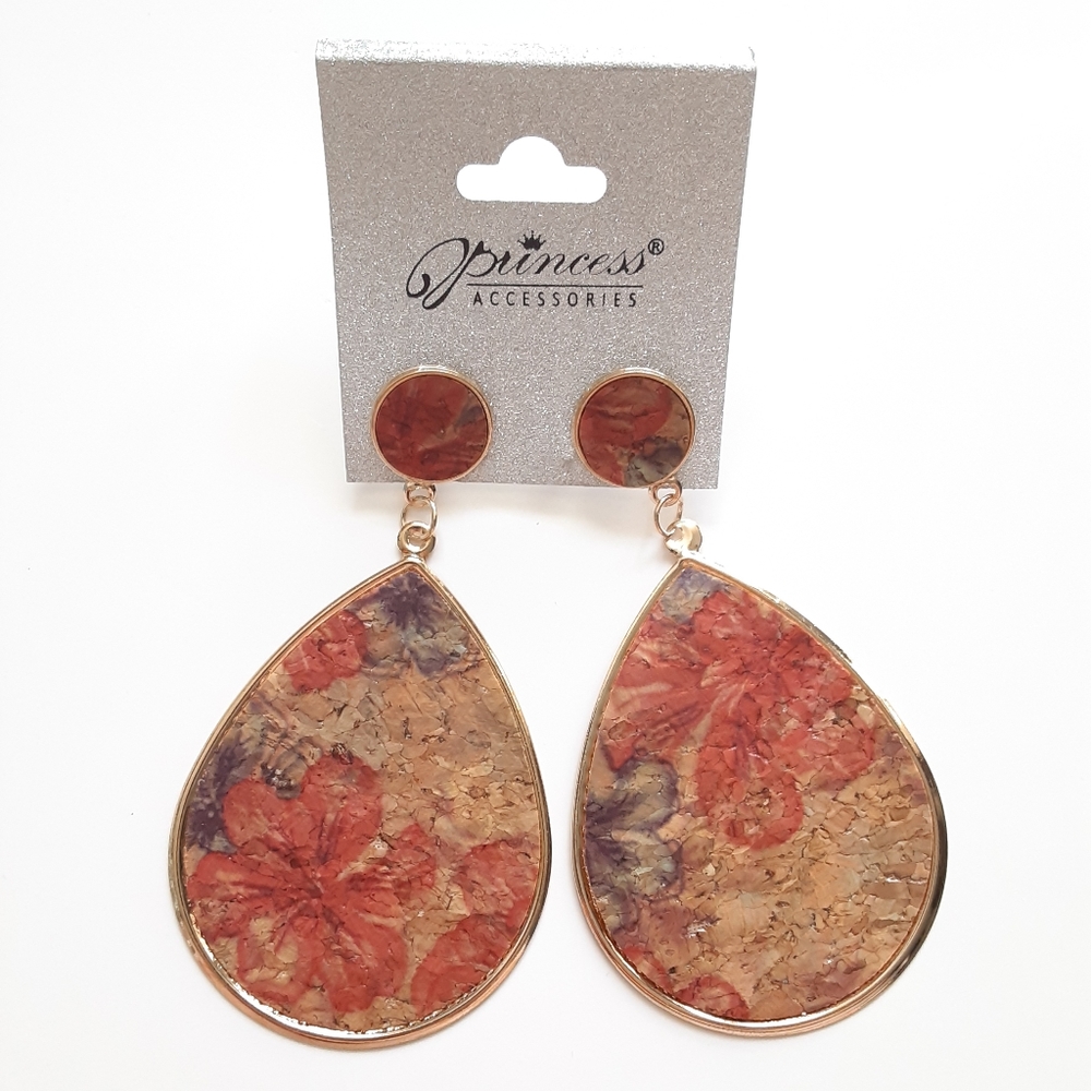 Princess Accessories Big Teardrop Earrings